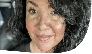 Kellie, a ROMVIMZA® (vimseltinib) patient with TGCT (tenosynovial giant cell tumor)